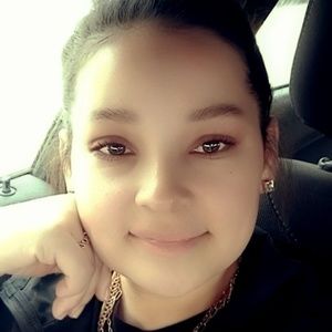 Meet your Posher, Christa